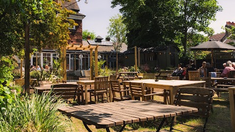 The Crown, Bromley