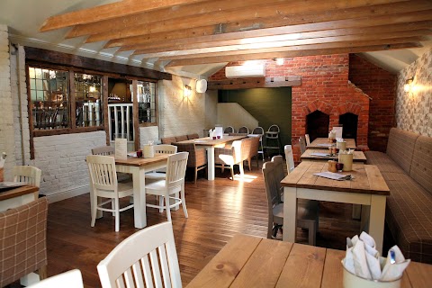 The Three Colts, Buckhurst Hill