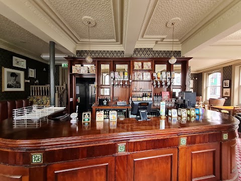 The Champion, Westminster