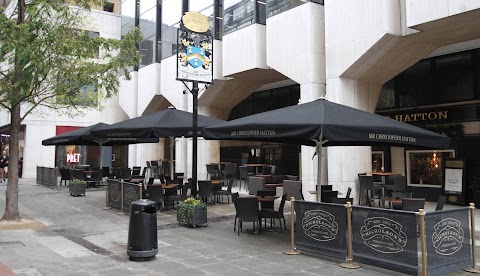 The Sir Christopher Hatton, Camden