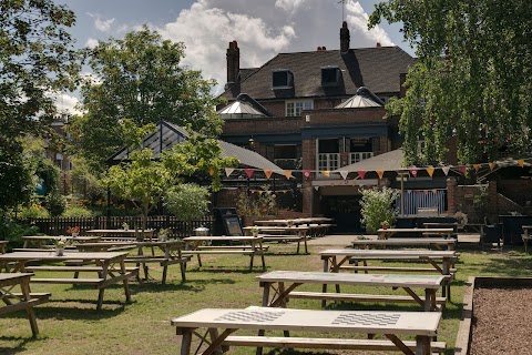 The Duke of Kent, Ealing