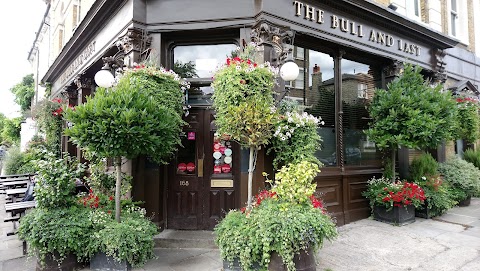 The Bull and Last, Camden
