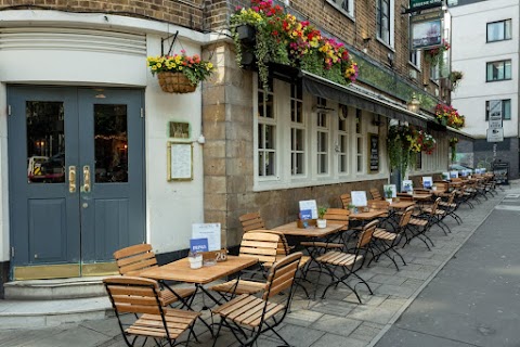 Royal George, Camden