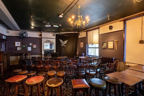 Camden Head