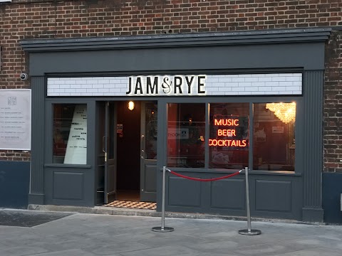 Famous Cock Tavern