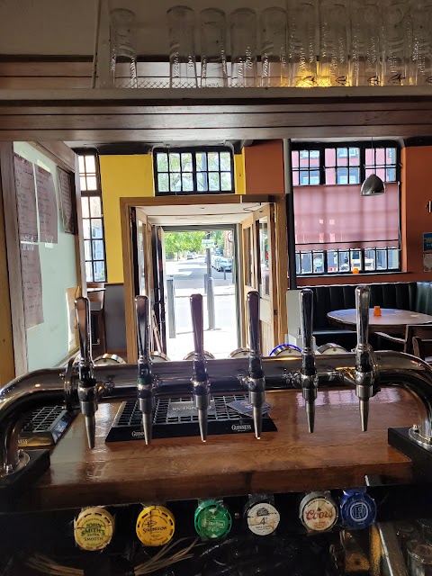 Kennedy's, Islington