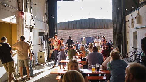 40ft Brewery Blackhorse, Waltham Forest