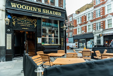 The Woodins Shades, City of London