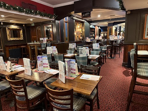 The George, Croydon