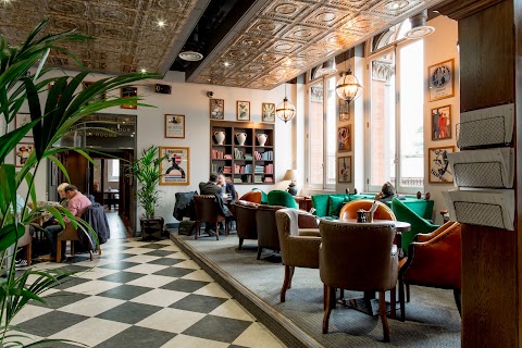 Betjeman Arms, Camden