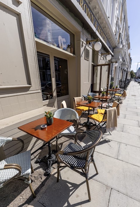 Crown & Sceptre, Kensington and Chelsea