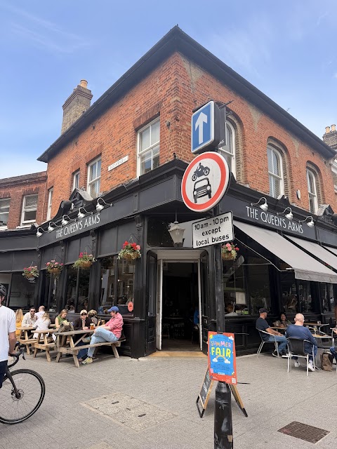 Queen's Arms