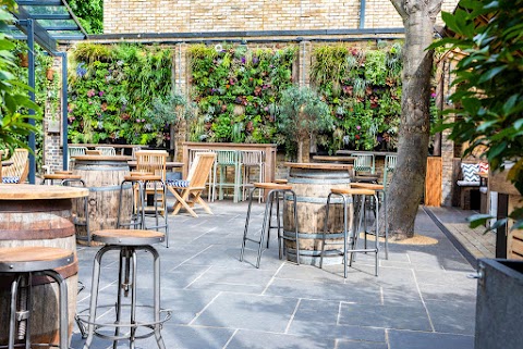 The Avalon, Wandsworth