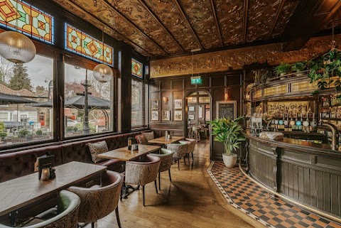 Crown & Greyhound, Southwark