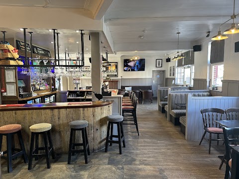 The Cricketers, Kingston upon Thames