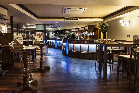 Penderel's Oak - JD Wetherspoon, Camden