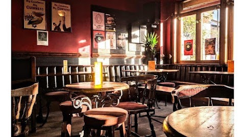 The Three Compasses, Dalston