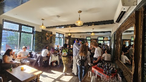 The Star of Kings, Islington