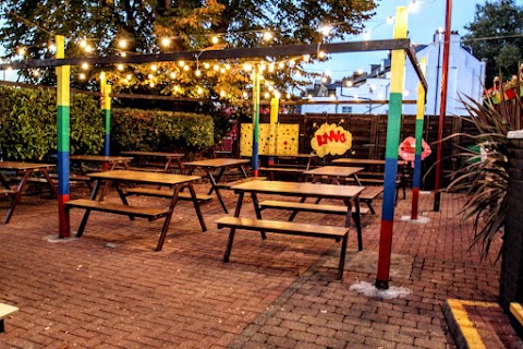 Crown & Sceptre, Lambeth