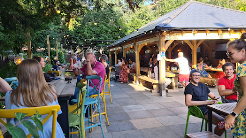 The Garratt Tavern
