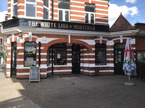 White Lion of Mortimer, Merton