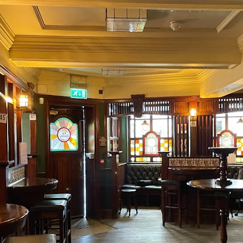 The Chandos, Westminster
